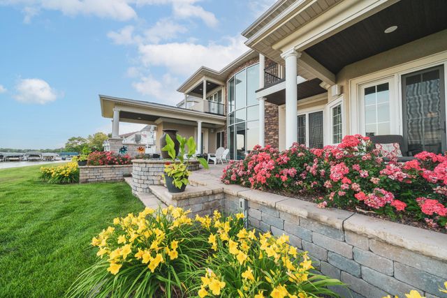 13941 Lakeview Point Road, Cedar Lake, IN 46303