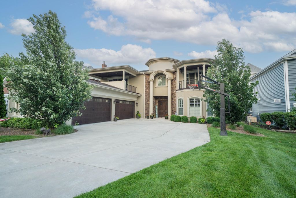 13941 Lakeview Point Road, Cedar Lake, IN 46303