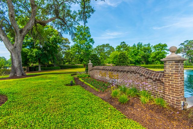 1732 W Canning Drive, Mount Pleasant, SC 29466