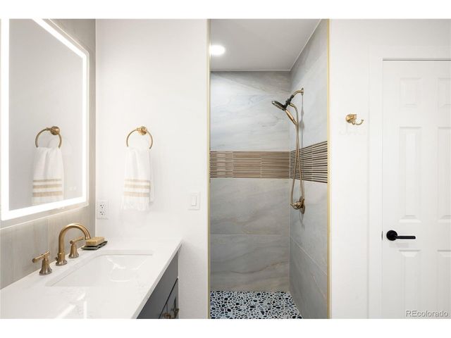 7264 S Cody St, Littleton, CO 80128
