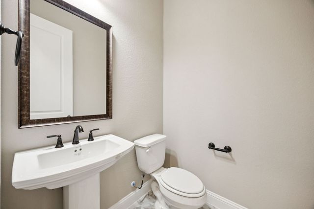 1009 Goldenrod Drive, Crowley, TX 76036