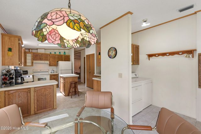 605 Outrigger Court, Hampstead, NC 28443