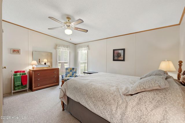 605 Outrigger Court, Hampstead, NC 28443