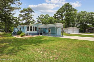 605 Outrigger Court, Hampstead, NC 28443