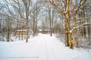 9265 N Royston Road, Grand Ledge, MI 48837