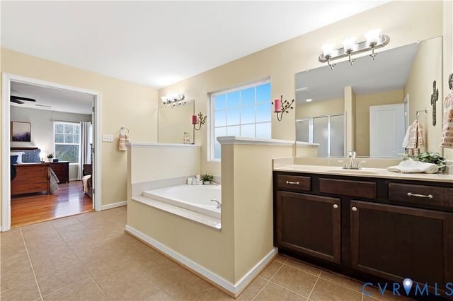 2107 Thorncrag Ln, Midlothian, VA 23112