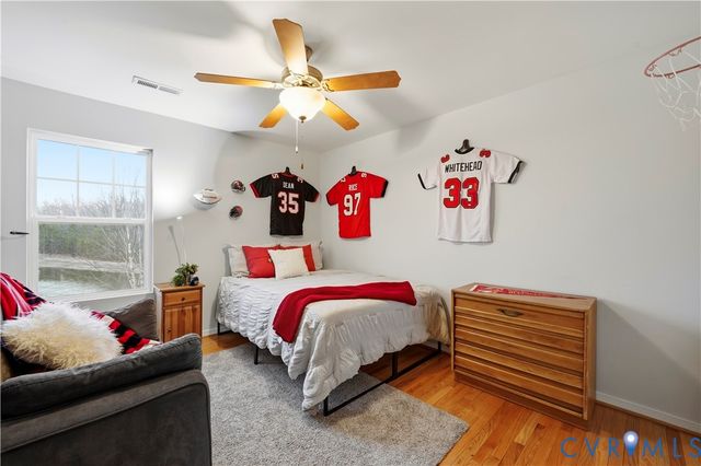 2107 Thorncrag Ln, Midlothian, VA 23112