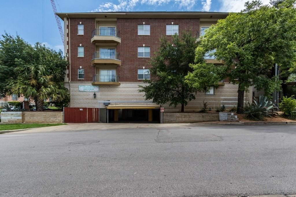 1023 W 24th ST 701, Austin, TX 78705
