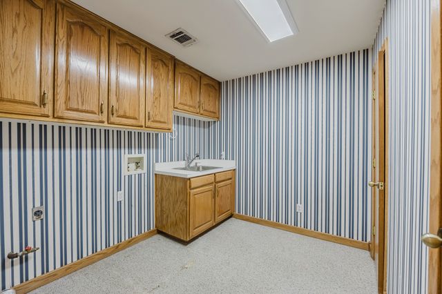 8418 Golf Club Circle, Fort Worth, TX 76179