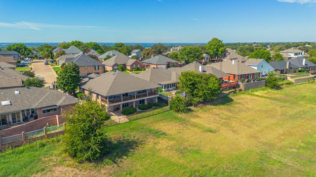 8418 Golf Club Circle, Fort Worth, TX 76179