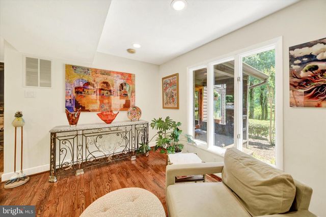 6 FALLING BROOK, Owings Mills, MD 21117