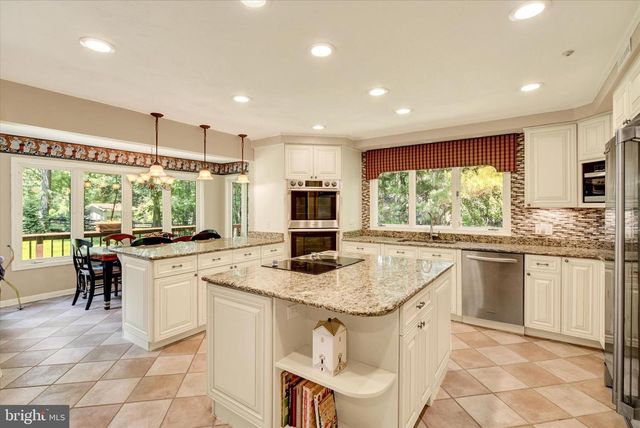 6 FALLING BROOK, Owings Mills, MD 21117