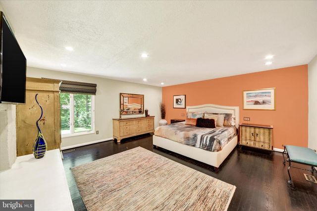 6 FALLING BROOK, Owings Mills, MD 21117