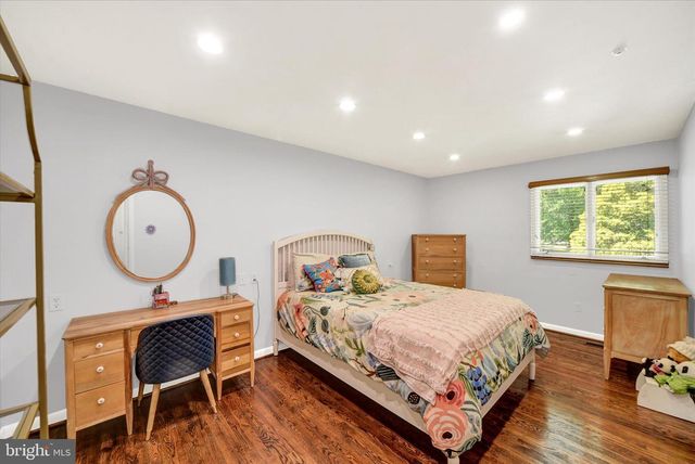 6 FALLING BROOK, Owings Mills, MD 21117