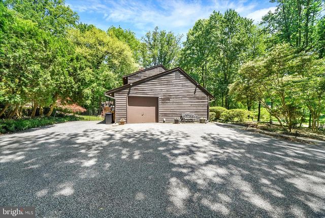 6 FALLING BROOK, Owings Mills, MD 21117