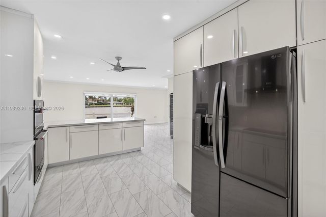 3209 S Ocean Dr 1G, Hallandale Beach, FL 33009