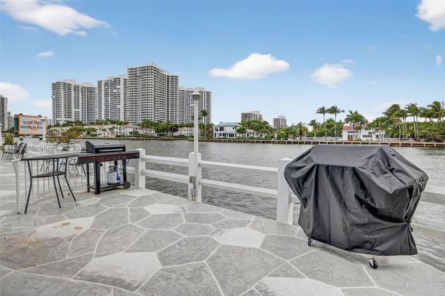 3209 S Ocean Dr 1G, Hallandale Beach, FL 33009