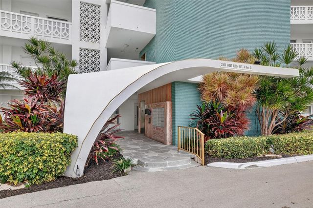 3209 S Ocean Dr 1G, Hallandale Beach, FL 33009