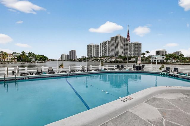 3209 S Ocean Dr 1G, Hallandale Beach, FL 33009