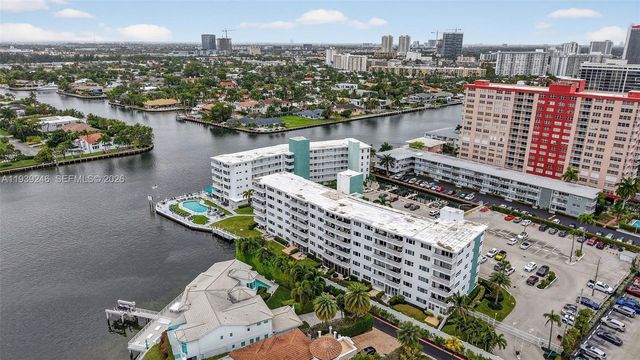 3209 S Ocean Dr 1G, Hallandale Beach, FL 33009