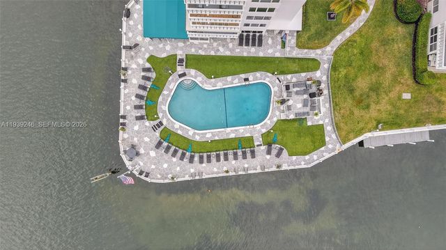 3209 S Ocean Dr 1G, Hallandale Beach, FL 33009