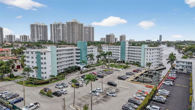 3209 S Ocean Dr 1G, Hallandale Beach, FL 33009