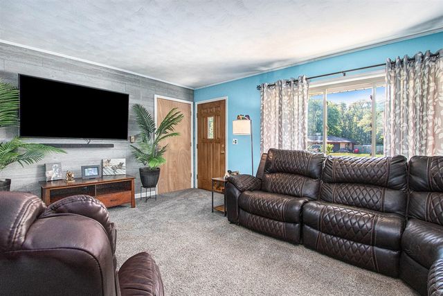 33546 Frantz Drive, Niles, MI 49120