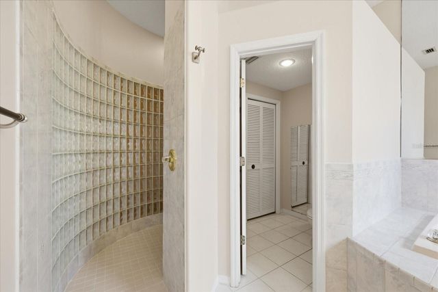 3196 CRESCENT OAKS BOULEVARD, Tarpon Springs, FL 34688