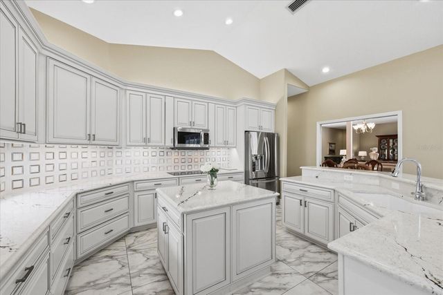 3196 CRESCENT OAKS BOULEVARD, Tarpon Springs, FL 34688