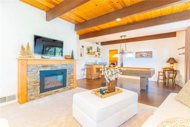 1226 Grass Valley, Lake Arrowhead, CA 92352