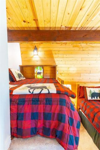 1226 Grass Valley, Lake Arrowhead, CA 92352