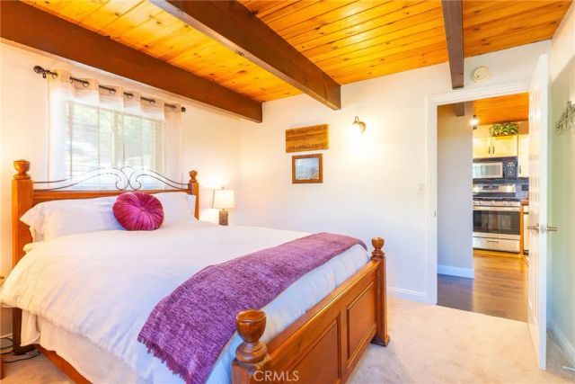 1226 Grass Valley, Lake Arrowhead, CA 92352