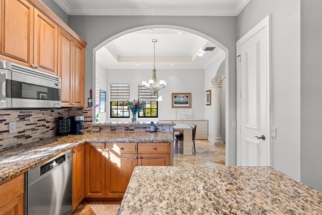 65 NE 4th Avenue J, Delray Beach, FL 33483