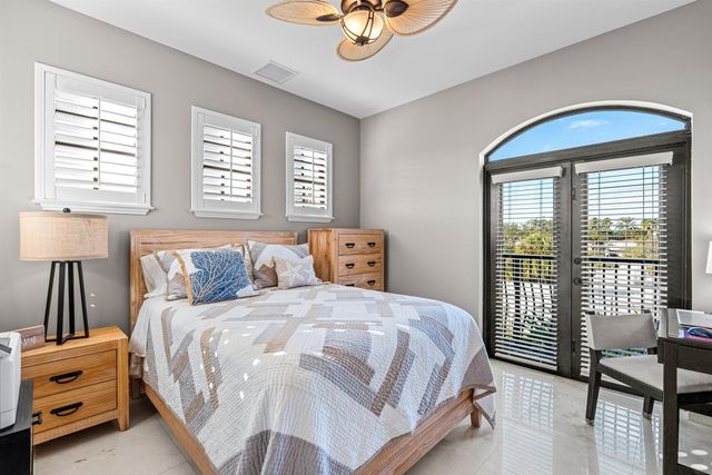 65 NE 4th Avenue J, Delray Beach, FL 33483