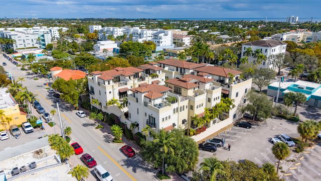 65 NE 4th Avenue J, Delray Beach, FL 33483