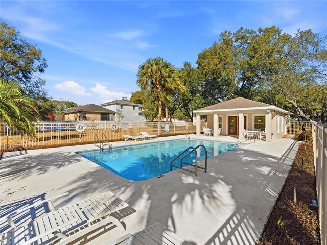 8045 BRIEN GREEN WAY, Temple Terrace, FL 33637