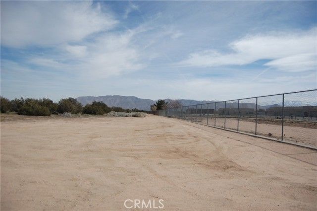 17111 Ranchero, Hesperia, CA 92345