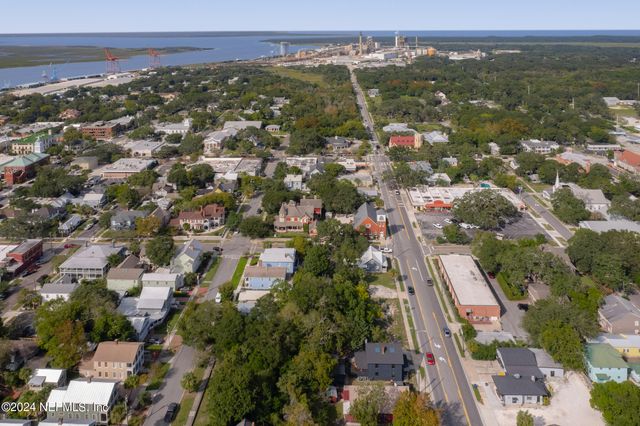 111 S 8TH Street, Fernandina Beach, FL 32034