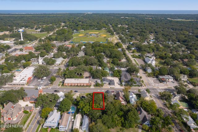 111 S 8TH Street, Fernandina Beach, FL 32034