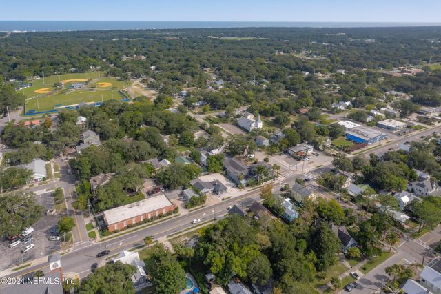 111 S 8TH Street, Fernandina Beach, FL 32034
