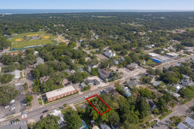 111 S 8TH Street, Fernandina Beach, FL 32034