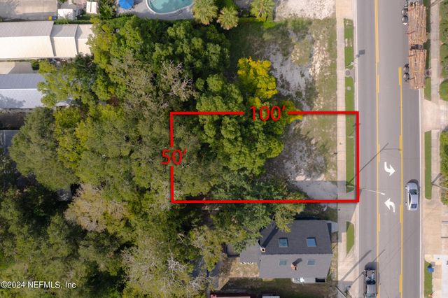 111 S 8TH Street, Fernandina Beach, FL 32034