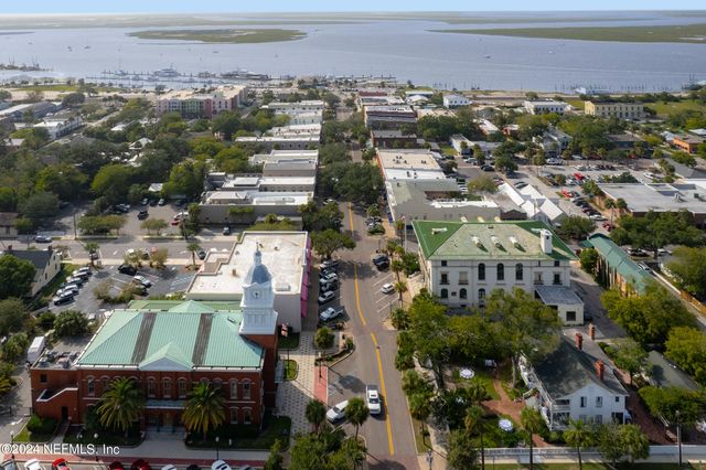 111 S 8TH Street, Fernandina Beach, FL 32034
