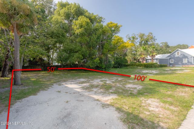 111 S 8TH Street, Fernandina Beach, FL 32034