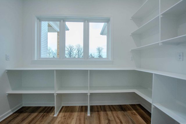 1616 Secretariat Way, Searcy, AR 72143