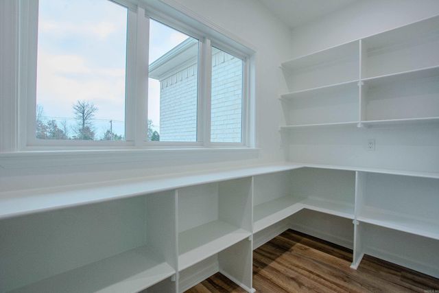 1616 Secretariat Way, Searcy, AR 72143