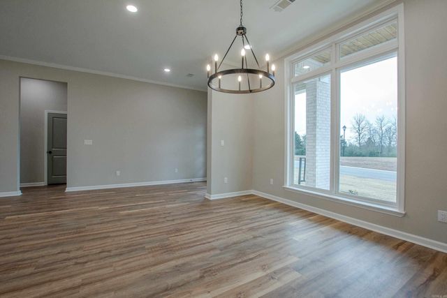 1616 Secretariat Way, Searcy, AR 72143