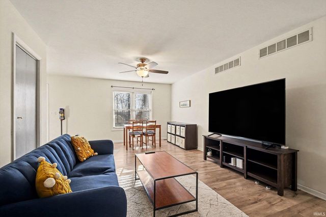 2025 E Jefferson Boulevard, Mishawaka, IN 46545