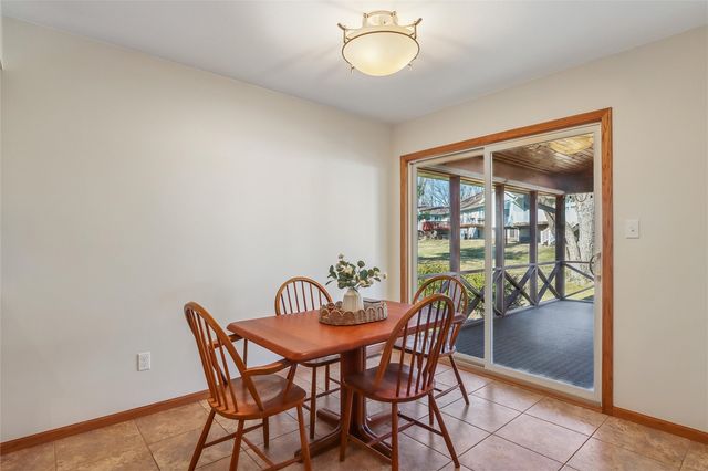 5020 Erin NE, Cedar Rapids, IA 52411