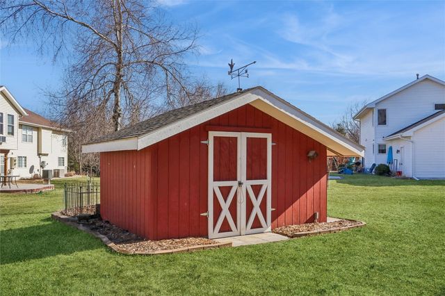 5020 Erin NE, Cedar Rapids, IA 52411